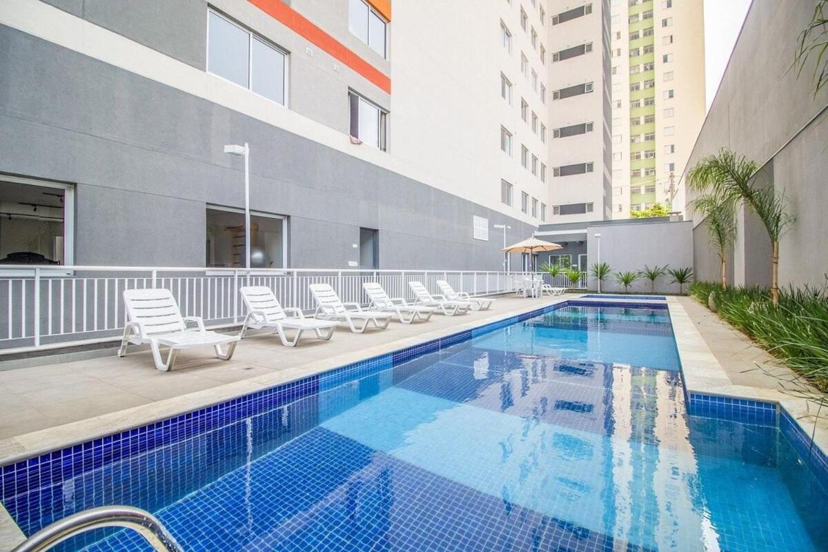 Funcional No Bras Com Piscina/metro Bras